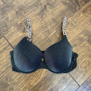 Victoria Secret Sparky Bra